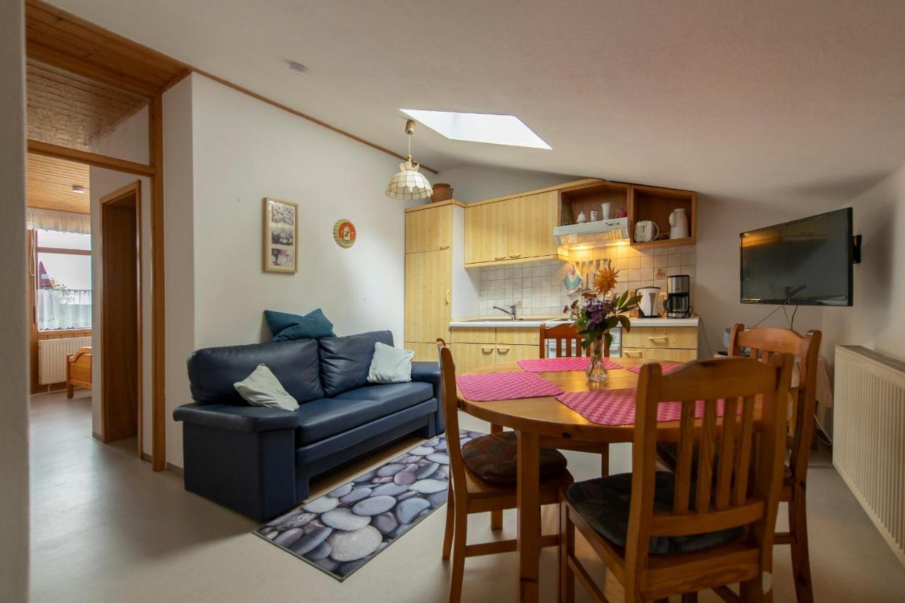 Ferienwohnung Haus Inge มูสบัค ภายนอก รูปภาพ
