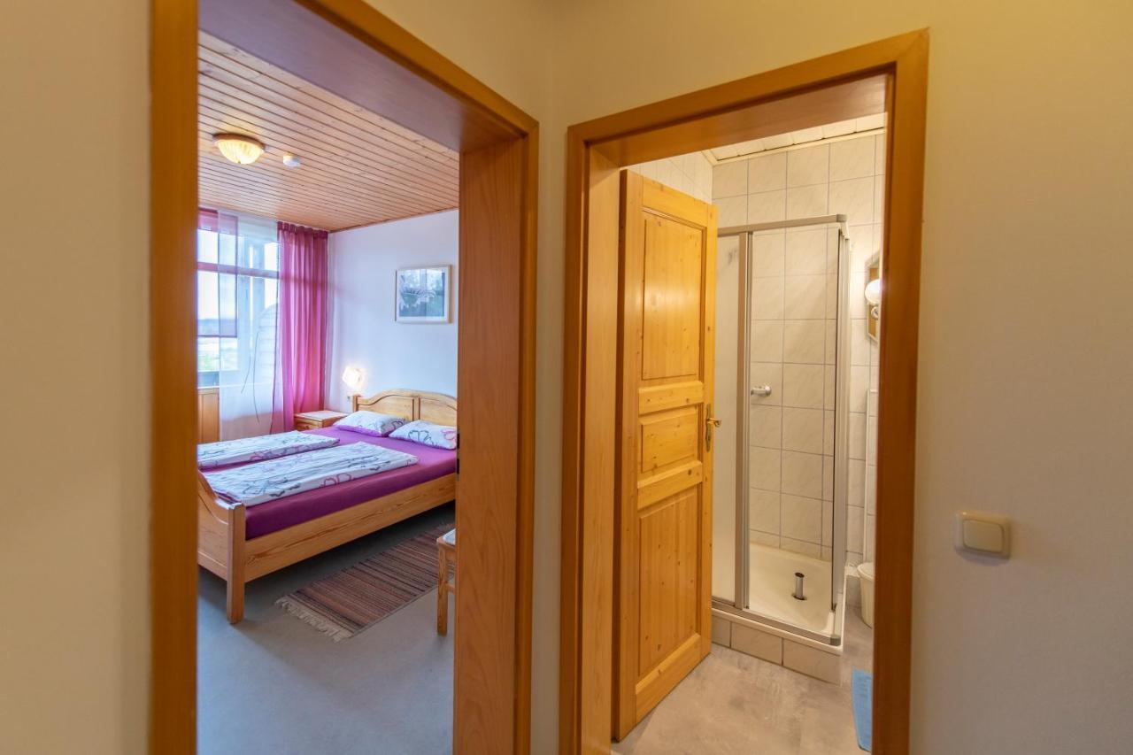 Ferienwohnung Haus Inge มูสบัค ภายนอก รูปภาพ